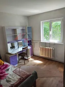 Etaj 1 - Zimbru - Bicaz,  3 camere semidecomandat - foto 4