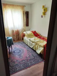 Etaj 1 - Zimbru - Bicaz,  3 camere semidecomandat - foto 7