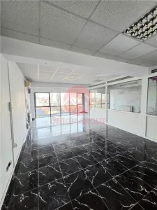Spatiu Comercial, Zona Centrala, Renovat, Cladire Noua, Moderna - Constanta