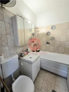 Apartament 3 Camere, Semidecomandat, Zona Dacia - foto 16