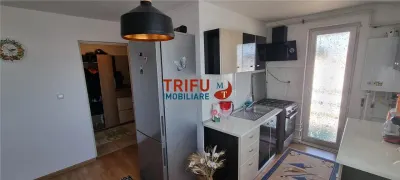 Apartament cu 3 Camere de Vânzare în Zona Piata Cetate - foto 3
