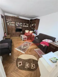 Apartament 3 Camere, Decomandat,  zona Casa de Cultura - Constanta