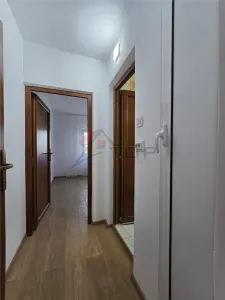 Zimbru - Tigarete, 3 camere decomandat 81mp, bloc din 91 - foto 11
