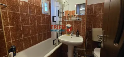 Apartament de vanzare cu 3 camere in Cetate - foto 9