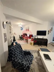 Apartament Spatios, 3 Camere, Decomandat, Demisol, Zona Primo - foto 5