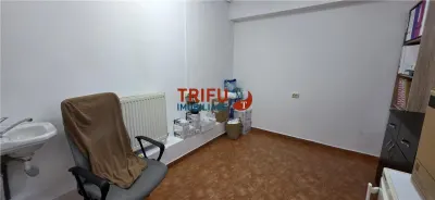 Spatiu comercial de vanzare in Cetate - foto 2