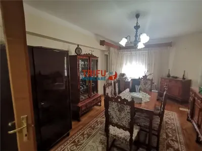 Apartament cu 3 camere de vânzare în zona Centru, Alba Iulia - Alba Iulia