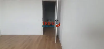 Apartament de vanzare 3 camere cu scara interioara - foto 5