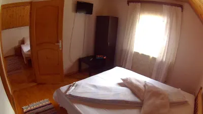 Pensiune in Arieseni cu 7 camere - foto 18