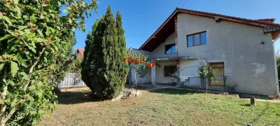 Casa de vanzare S+P+M zona Cetate! - foto 1