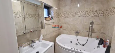 Casa de vanzare cu finisaje deosebite - foto 6