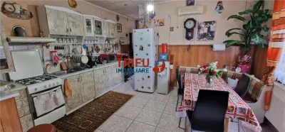 Casă Spațioasă cu 5 Camere în Zona Centrală, Lângă Prefectură - foto 6