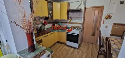 Apartament 3 camere decomandat zona Mercur- Cetate - foto 6