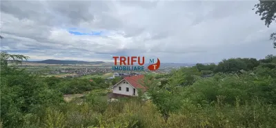 Teren de vanzare langa padure cu panorama asupra orasului - Alba Iulia