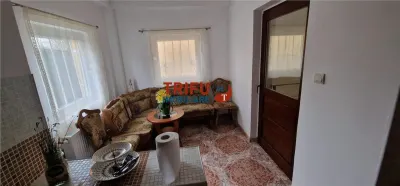 Casa de vanzare 6 camere zona Cetate - foto 12