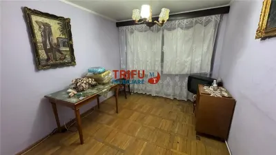 Apartament 4 camere etaj 3, decomandat, zona M-uri - Alba Iulia