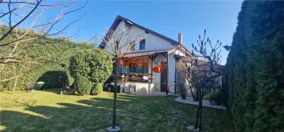 Casa de vanzare 4 camere zona Orizont - foto 2