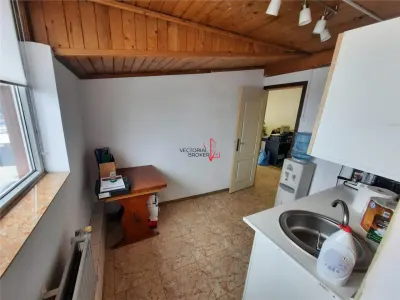 Garsoniera de 58 mp la etajul unei vile situata in sos Fundeni - foto 17
