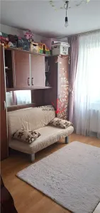 Apartament decomandat, mobilat, utilat  bloc 84 zona Tei - foto 2
