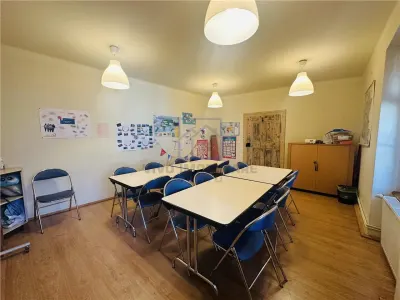 Casa de vanzare in Sibiu - 360 mp, curte proprie, pretabila spatiu de birouri, Ultracentral - foto 6