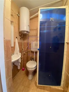 Garsoniera de vanzare in Sibiu - cu baie proprie, etaj intermediar, Vasile Aaron - foto 3