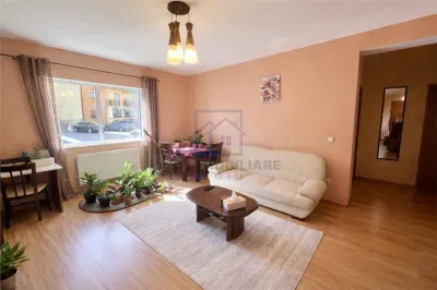 Apartament de vanzare in Sibiu - 2 camere, decomandat, cu balcon, Selimbar - foto 1