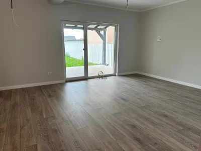 Casa NOUA langa Timisoara - foto 9