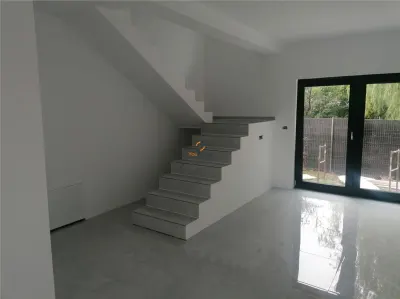 Vila Noua Sanandrei - foto 2