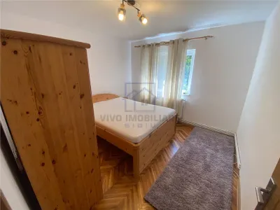 Apartament de inchiriat in Sibiu - 2 camere, decomandat, cu balcon, Bd. Mihai Viteazu - foto 2