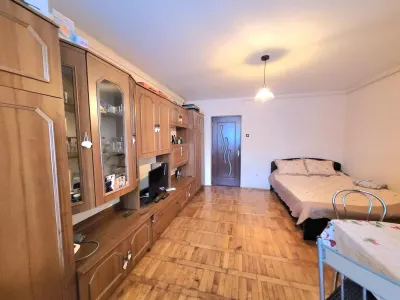 Garsoniera spatioasa in Astra, Brasov - foto 2