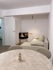 Apartament de inchiriat 3 camere, Tractorul, Brasov - foto 2