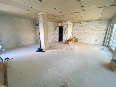 Spatiu comecial de vanzare in Sibiu - cu 5 locuri de parcare, Turnisor - Sibiu
