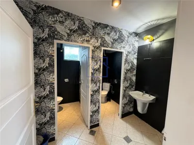 Spatiu de birouri de inchiriat in Sibiu -  ideal pentru cabinete medicale, birouri, etc - foto 8