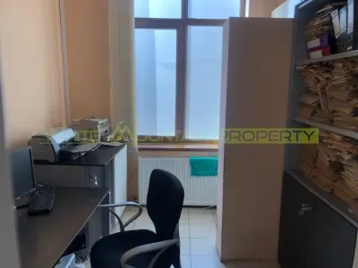 Vila cu caracter, interbelica, 9 camere, de vanzare - foto 25