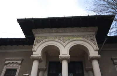 Vila stil brancovenesc, de vanzare, Piata Victoriei - Bucuresti