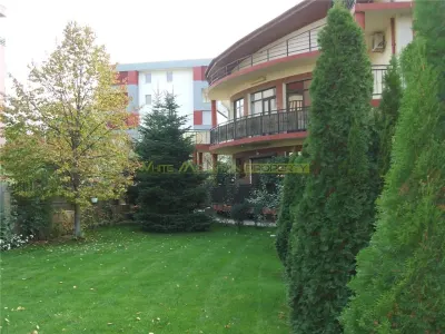 Vila 14 camere, piscina exterioara, Bragadiru, oportunitate extindere - Bragadiru