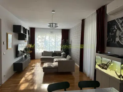 1 Mai Luxuria, apartament 3 camere - foto 3