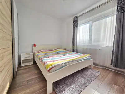 Apartament doua camere si boxa de vanzare in Top City Tractorul - foto 17
