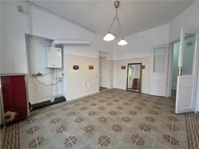 Apartament superb renovat in Centrul Istoric Brasov - foto 20