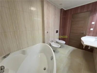 Apartament superb cu 2 camere de inchiriat in Bellevue Residence - foto 23