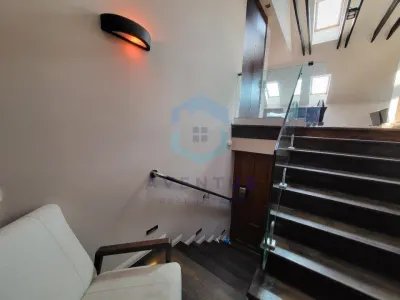 Penthouse exclusivist Buna Ziua - foto 11