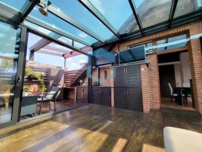 Penthouse exclusivist Buna Ziua - foto 4