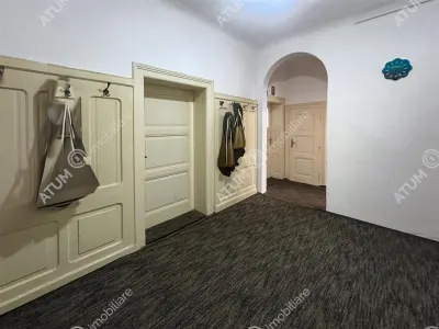 De vanzare apartament cu 4 camere la etajul 1 in zona Centrului Istoric din Sibiu - foto 10