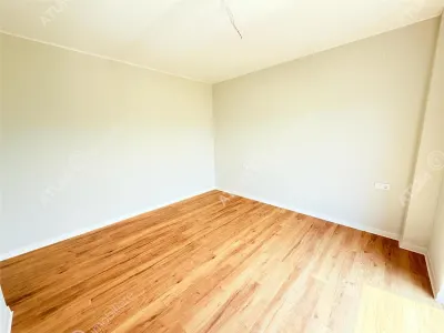De vanzare in Selimbar apartament cu 2 camere la cheie in zona Pictor Brana - foto 12