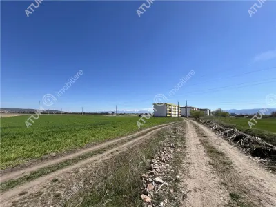 De vanzare teren intravilan cu suprafata de 16130 mp situat in Sibiu zona Calea Surii Mici - foto 3