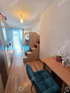 Apartament de vanzare cu 2 camere balcon si loc privat de parcare in zona Calea Surii Mici din Sibiu - foto 3