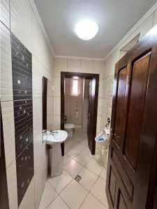 De inchiriat spatiu cu suprafata 114 mp pretabil domenii comerciale situat la parter in zona Garii din Sibiu - foto 8