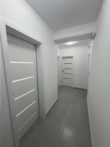 De vanzare apartament cu 2 camere decomandate si balcon etaj 2 zona Doamna Stanca - foto 13