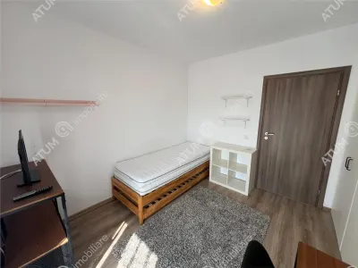 De inchiriat apartament cu 2 camere balcon si loc parcare situat in zona Calea Cisnadiei din Sibiu - foto 5
