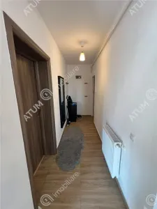 De inchiriat apartament cu 2 camere balcon si loc parcare situat in zona Calea Cisnadiei din Sibiu - foto 10